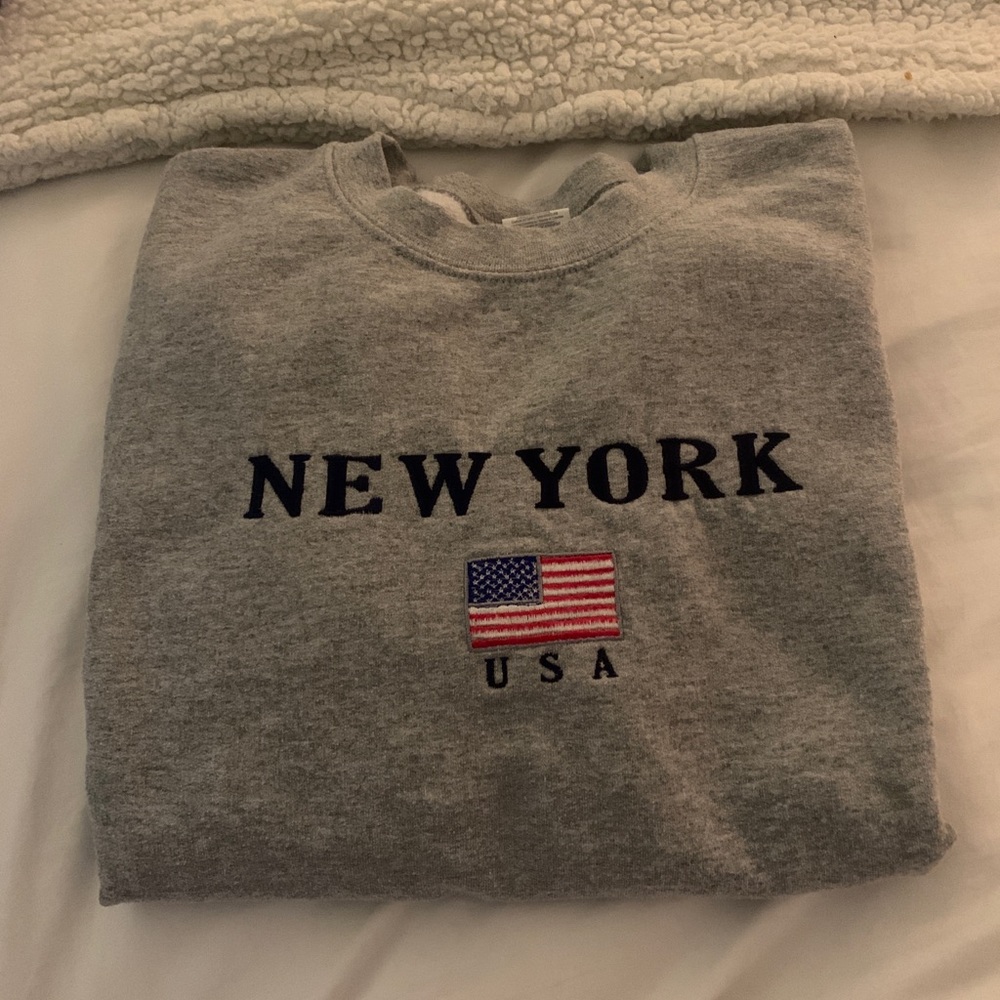 Nyc crew neck